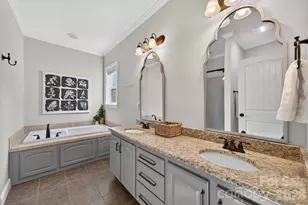 8428 Island Point Rd, Charlotte, NC 28278 - Photo 15