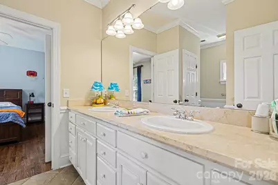 7609 Windaliere Drive, Cornelius, NC 28031 - Photo 23