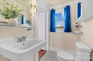 63 Washington Ave, Asheville, NC 28804 - Photo 31