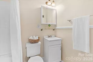 63 Washington Ave, Asheville, NC 28804 - Photo 25