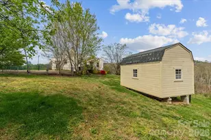 63 Washington Ave, Asheville, NC 28804 - Photo 37