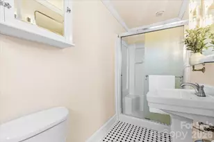 63 Washington Ave, Asheville, NC 28804 - Photo 29