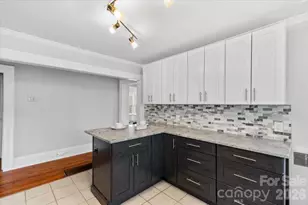 63 Washington Ave, Asheville, NC 28804 - Photo 19