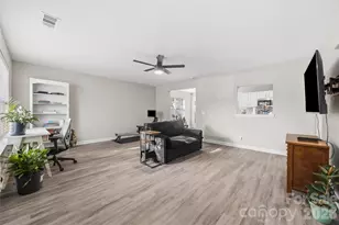 1505 Tuckers Glenn Dr, Rock Hill, SC 29732 - Photo 3