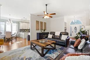 8540 Piccone Brook Ln, Charlotte, NC 28216 - Photo 9