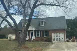 125 Equestrian Dr, Mooresville, NC 28115 - Photo 1