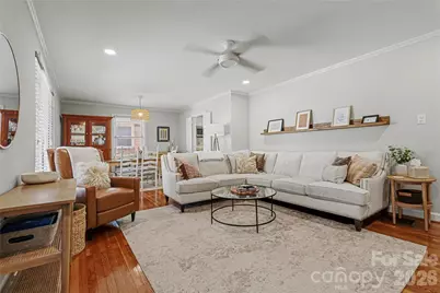 4417 Collingwood Drive, Charlotte, NC 28209 - Photo 3