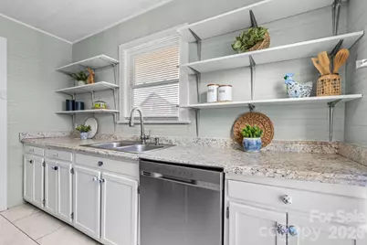 291 McCrary Place SW, Lenoir, NC 28645 - Photo 9