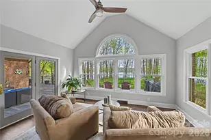 4841 Mountain Point Ln, Charlotte, NC 28216 - Photo 17