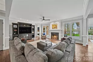 4841 Mountain Point Ln, Charlotte, NC 28216 - Photo 13