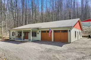 33 Freedom Dr, Waynesville, NC 28786 - Photo 1