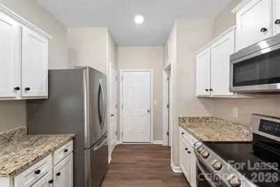 6113 Purbeck Way, Charlotte, NC 28215 - Photo 15