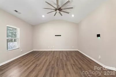 6113 Purbeck Way, Charlotte, NC 28215 - Photo 11