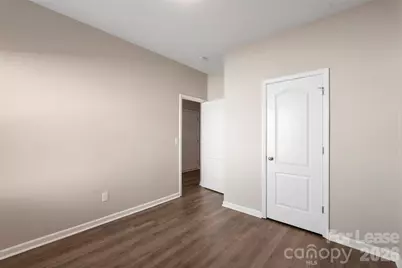 6113 Purbeck Way, Charlotte, NC 28215 - Photo 7