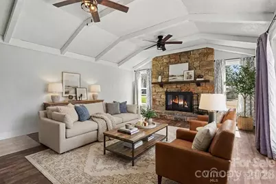 2407 4th Street NE, Hickory, NC 28601 - Photo 25