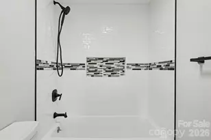 2407 4th St NE, Hickory, NC 28601 - Photo 19