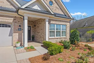 5232 Courtyard Ln, Belmont, NC 28012 - Photo 3