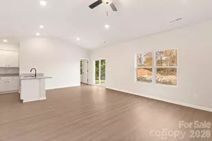 3529 Saddlebred Dr, Gastonia, NC 28052 - Photo 3