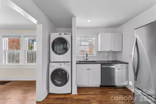 100 Bradley St, Asheville, NC 28806 - Photo 9