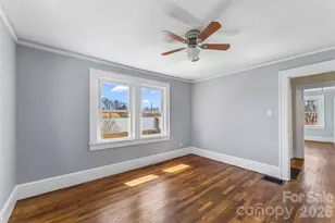 100 Bradley St, Asheville, NC 28806 - Photo 9