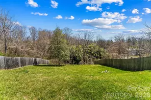 100 Bradley St, Asheville, NC 28806 - Photo 23
