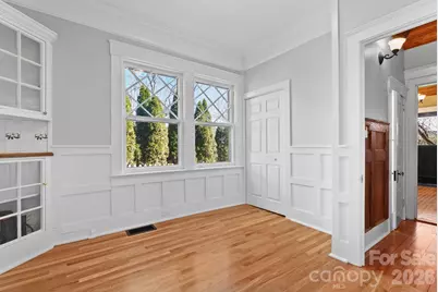 26 E Chestnut Street, Asheville, NC 28801 - Photo 25