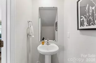 3027 Cres Lk Ln, Charlotte, NC 28214 - Photo 7