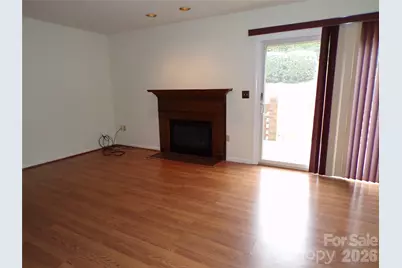 869 21st Avenue NE, Hickory, NC 28601 - Photo 9