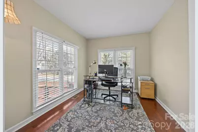 6215 Glencairn Court, Charlotte, NC 28269 - Photo 11