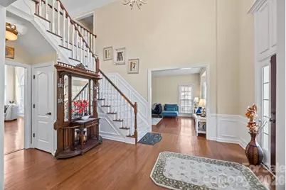 6215 Glencairn Court, Charlotte, NC 28269 - Photo 3