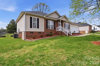 119 Henry Putnam Drive, Cherryville, NC 28021 - Photo 3