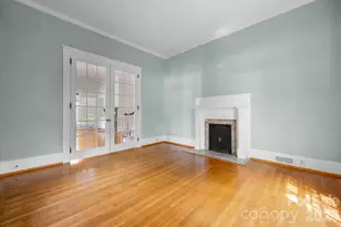 130 N Mulberry St, Statesville, NC 28677 - Photo 11