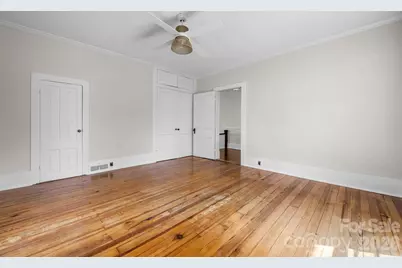 130 N Mulberry Street, Statesville, NC 28677 - Photo 25
