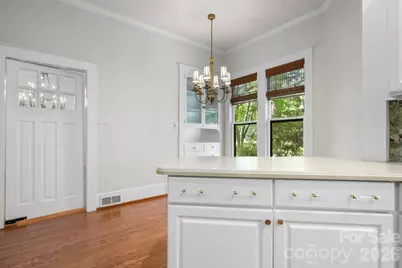130 N Mulberry Street, Statesville, NC 28677 - Photo 17