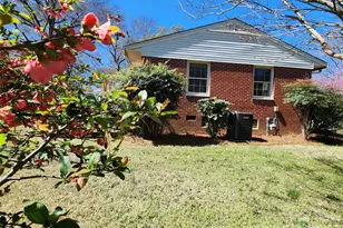 217 St John St, Dallas, NC 28034 - Photo 5