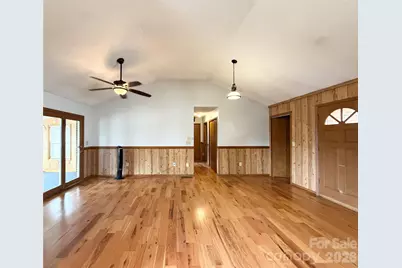 1709 Acorn Avenue, Hudson, NC 28638 - Photo 7