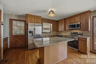 203 Heritage Ln, Morganton, NC 28655 - Photo 7