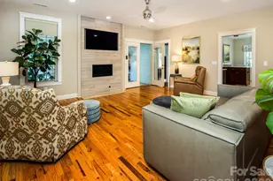 1916 Laurel Park Hwy, Hendersonville, NC 28739 - Photo 3