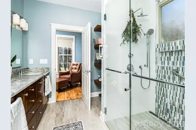 1916 Laurel Park Highway, Hendersonville, NC 28739 - Photo 19