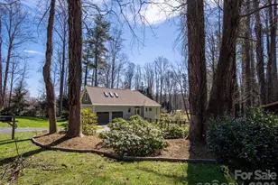 1916 Laurel Park Hwy, Hendersonville, NC 28739 - Photo 43