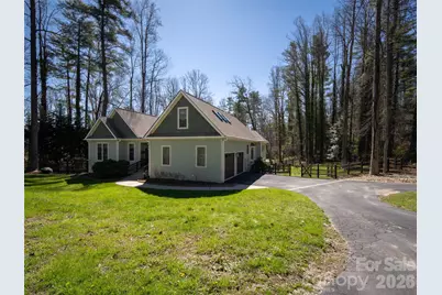 1916 Laurel Park Highway, Hendersonville, NC 28739 - Photo 39