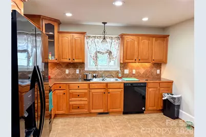 416 S Race Street, Statesville, NC 28677 - Photo 17