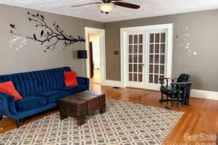 416 S Race St, Statesville, NC 28677 - Photo 13