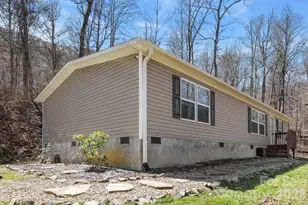 256 Inglewood Cove Rd, Waynesville, NC 28786 - Photo 1