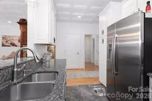 1530 Forest Park Dr, Statesville, NC 28677 - Photo 15