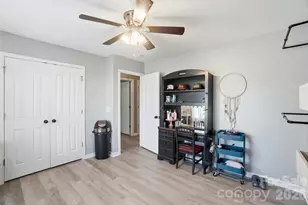 546 River View Dr, Lowell, NC 28098 - Photo 37