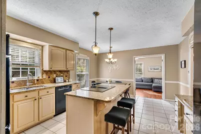 929 43rd Avenue Court NE, Hickory, NC 28601 - Photo 11