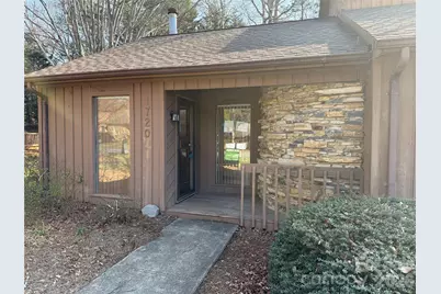 1720 12th Street NE, Hickory, NC 28601 - Photo 17