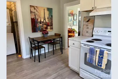 214 W Maine Avenue, Bessemer City, NC 28016 - Photo 3