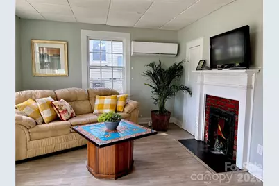 214 W Maine Avenue, Bessemer City, NC 28016 - Photo 7